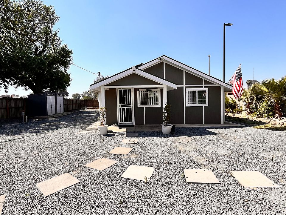 1st image of 4959 N Dale Ave