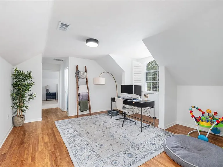 11121 NW 15th Pl — Photo 44