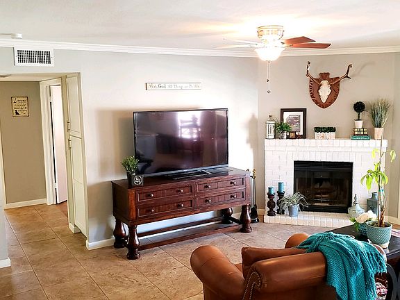 3rd image of 7938 W Windrose Dr