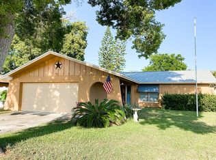 11113 Bella Loma Dr, Largo, FL 33774