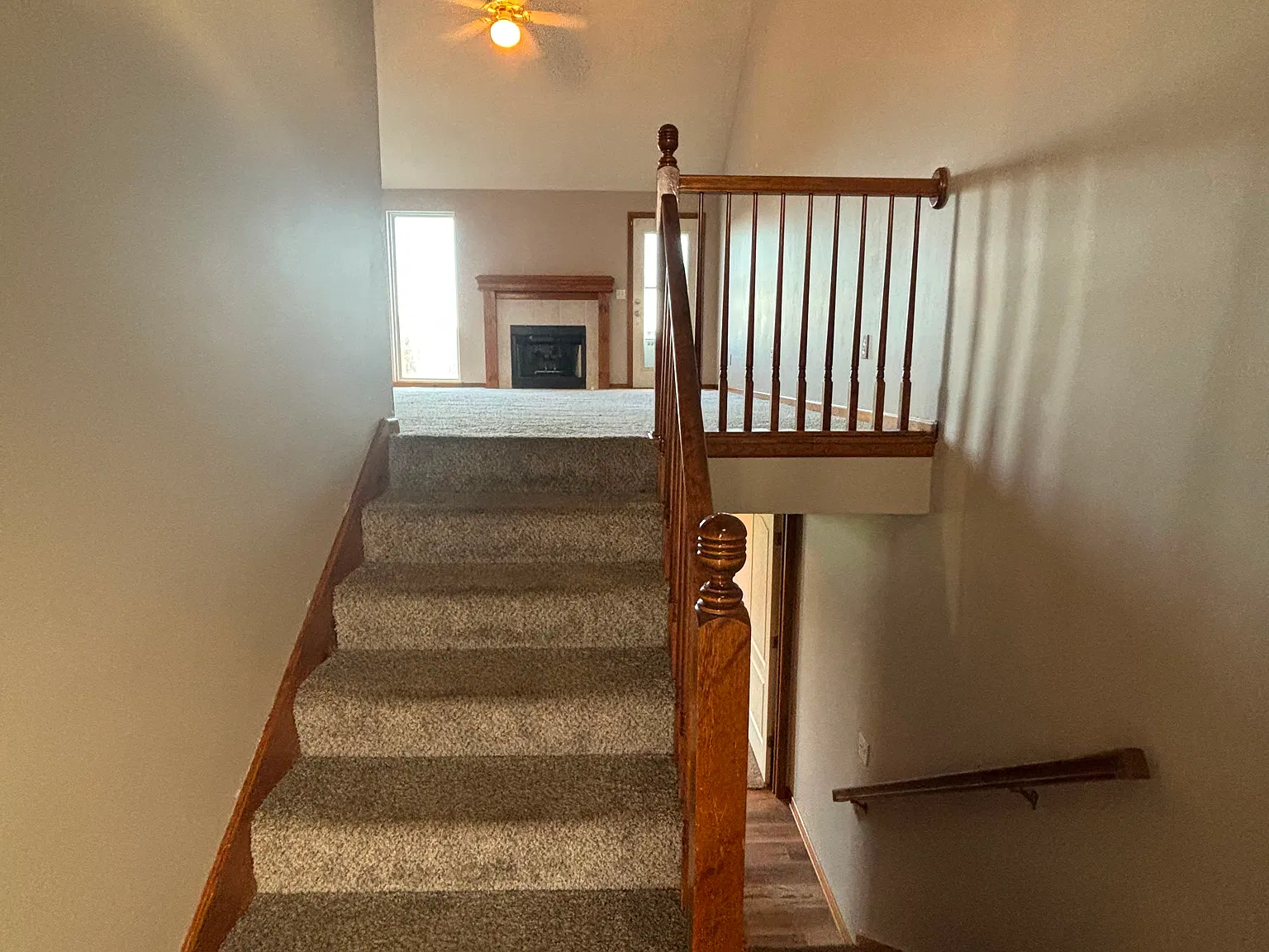 3 bed, 1179 sqft, $1,550 — Photo 2