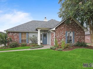 18364 Lake Myrtle Dr, Baton Rouge, LA 70817