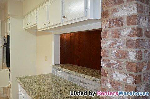 3rd image of 341 W Castle Harbour Dr
