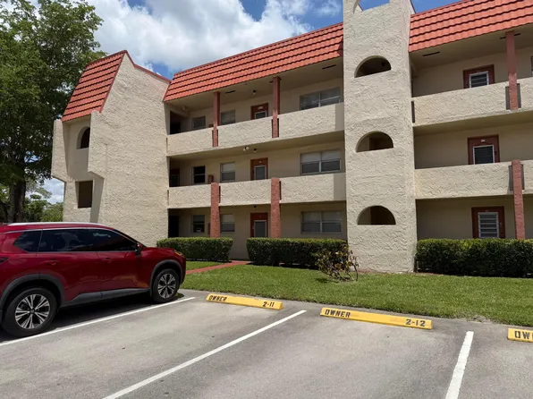 2950 Sunrise Lakes Drive W #101, Sunrise, FL 33322