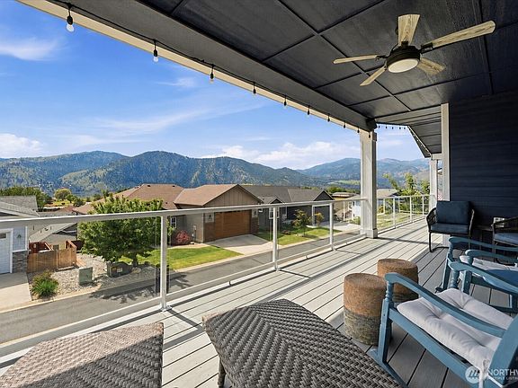 5th image of 317 Village Drive