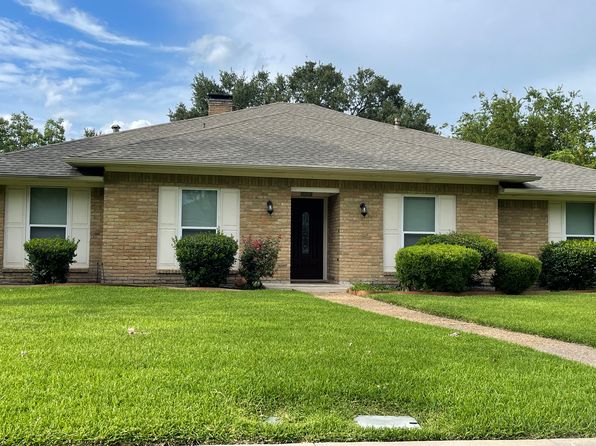 1105 Sundial Dr