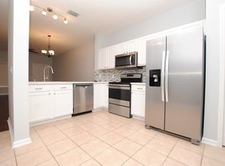 570 Southbranch Dr, Saint Johns, FL 32259
