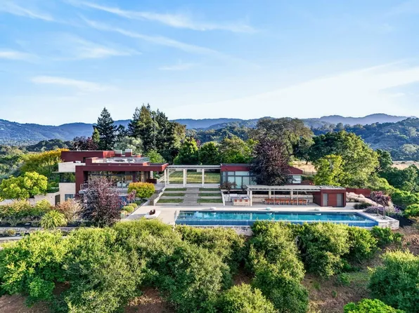 22525 Rolling Hills Rd, Saratoga, CA 95070