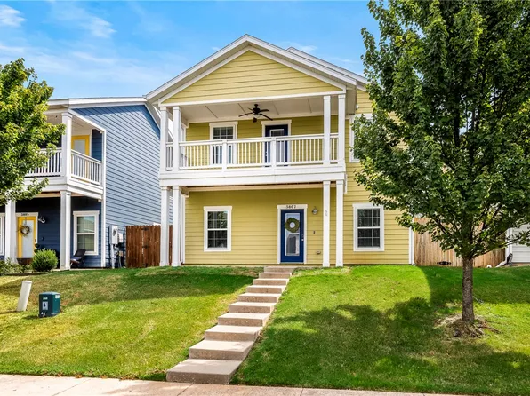 3807 SW Peachwood Dr, Bentonville, AR 72713