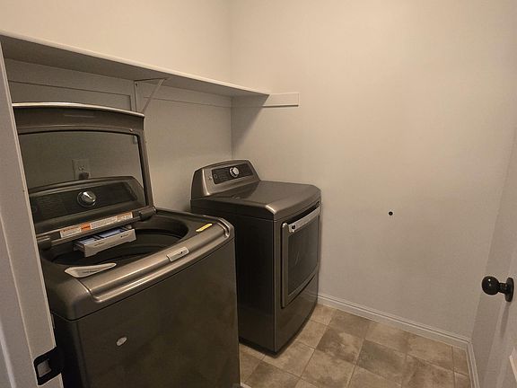 4th image of 5661 W Pelican Ridge Ln #1