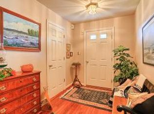 498 Hillside Dr, Mountville, PA 17554