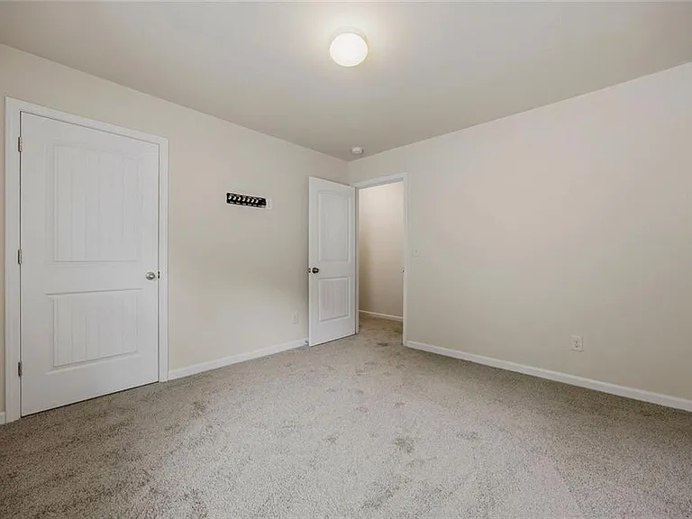 3110 Boxwood Xing — Photo 31