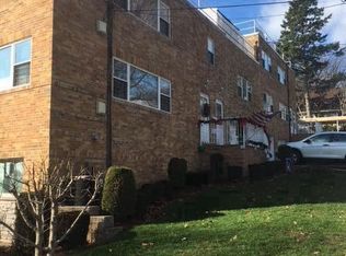 6 Hunton St, Staten Island, NY 10304