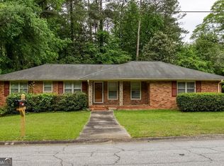 1060 Oakdale Dr SE, Smyrna, GA 30080