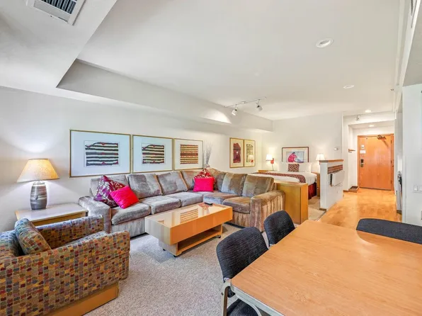 201 Shirley Canyon Rd #204, Olympic Valley, CA 96146