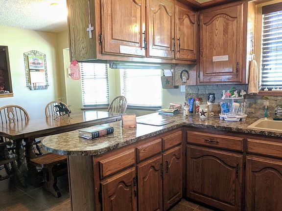 4th image of 4245 County Street 2845