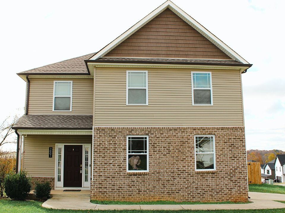 1st image of 1001 Black Oak Cir