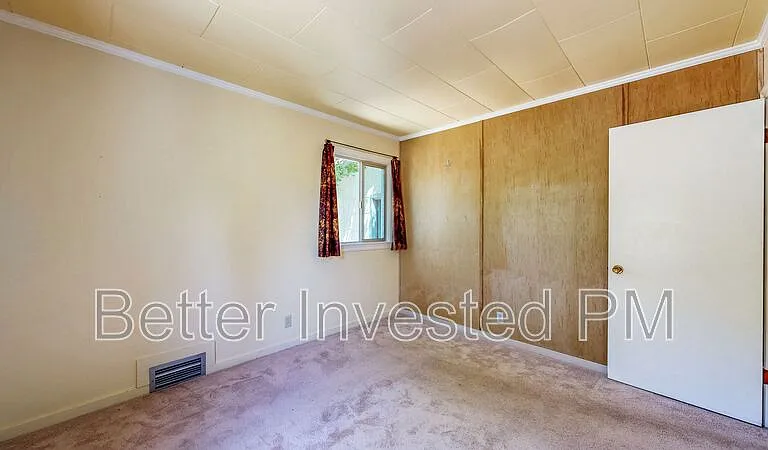 175 Giorno Ave — Photo 19