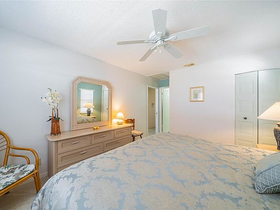 5th image of 208 Glenellen Pl #194