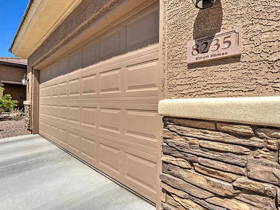 5th image of 8235 S 70th Dr