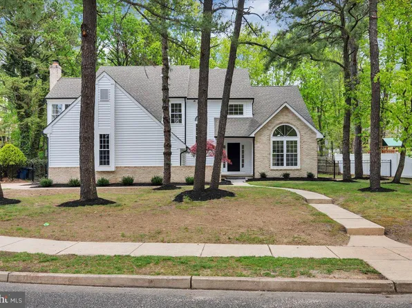 4 Whyte Ct, Voorhees, NJ 08043