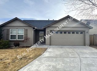 2799 NE Spring Water Pl, Bend, OR 97701