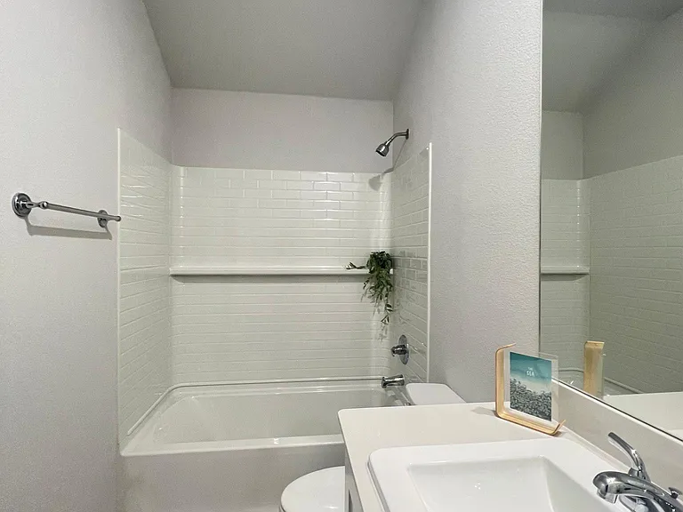 553 Meadow Run Dr — Photo 17