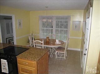 5th image of 3505 Amber Dr