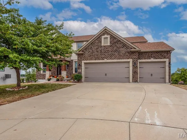 485 Cambridge Manor Dr, Wentzville, MO 63385