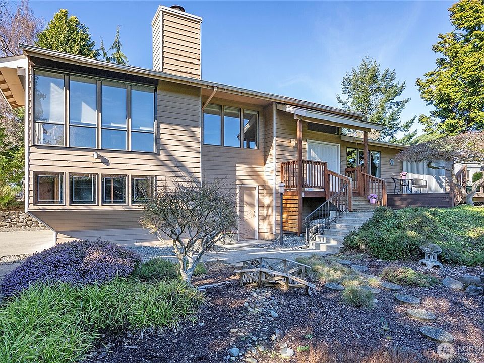 1st image of 8401 Amber Drive SW