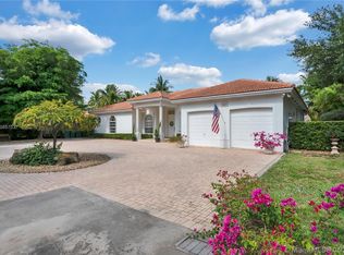 2662 SW 110th Ct, Miami, FL 33165