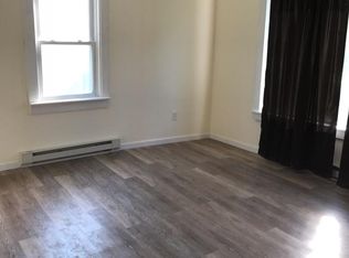 25 High St, Willimantic, CT 06226