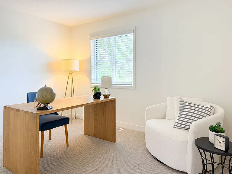 Woodhelm Townhomes — Photo 11