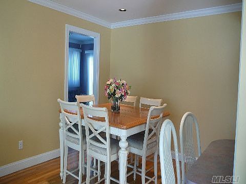 2nd image of 135 N Richmond Ave