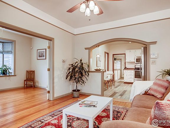 3rd image of 3864 Winona Ct