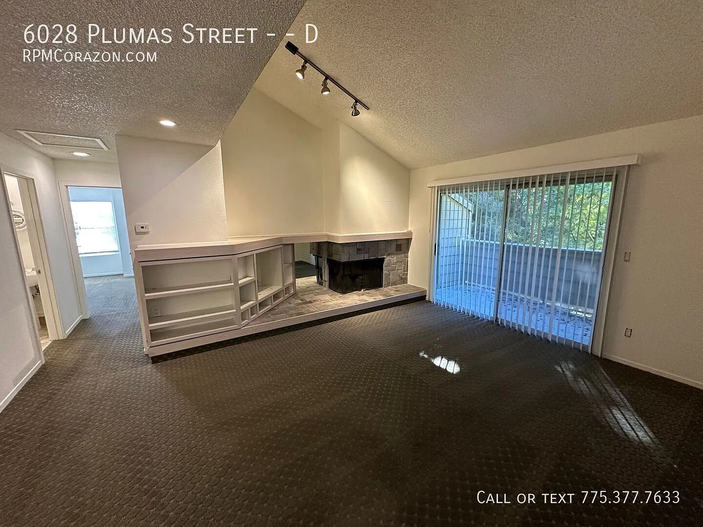 Spacious 2 bed, 2 full bath condo in great location! — Photo 4