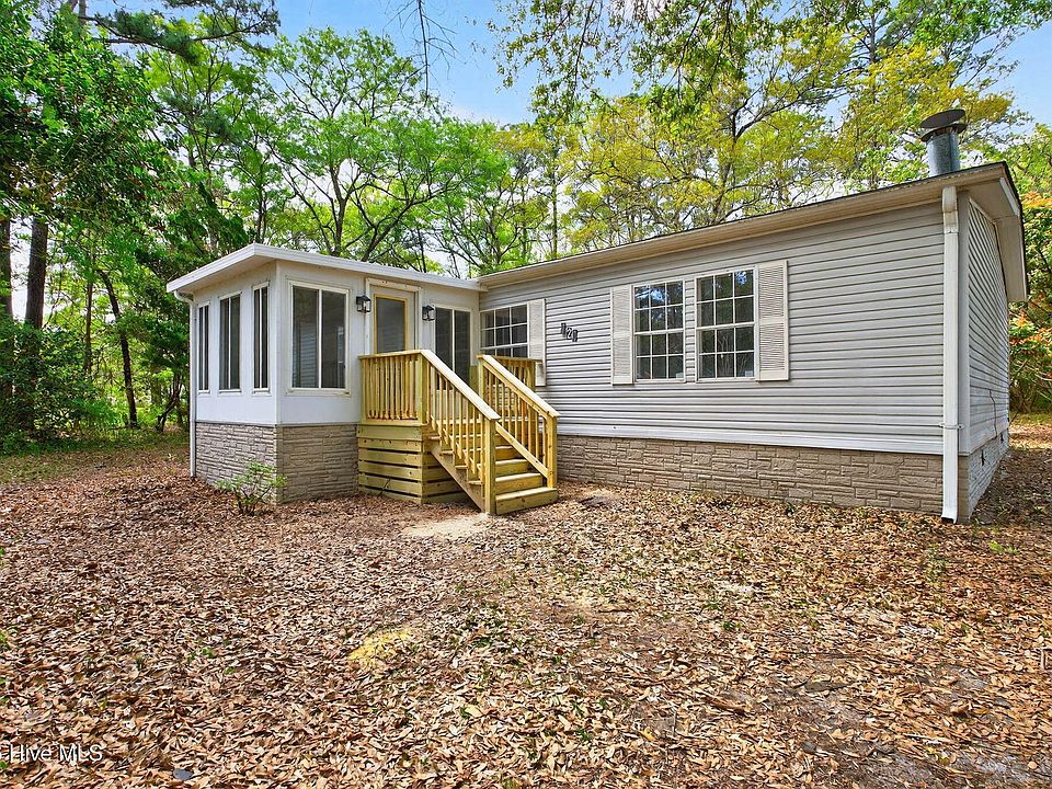 1st image of 929 Lanvale Road NE