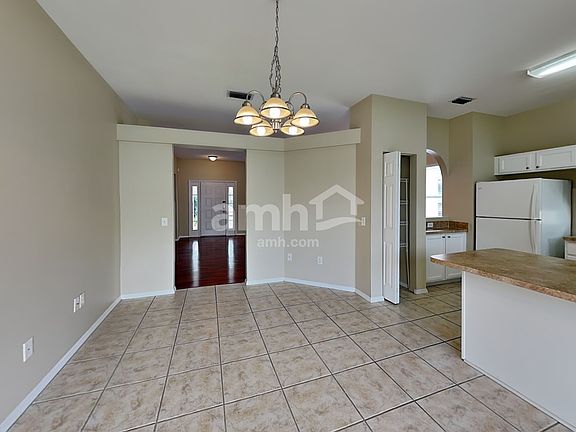 4th image of 6308 Blackberry Ln