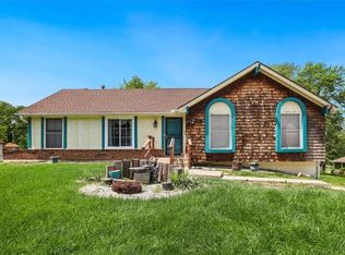 8922 Tennessee Ave, Kansas City, MO 64138
