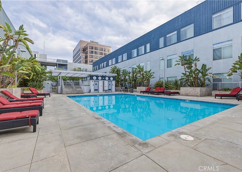 1st image of 435 W Center St #405