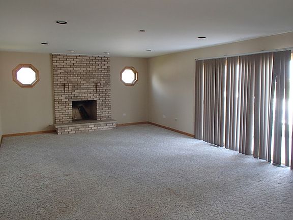 5th image of 8402 Meadows Edge Trl
