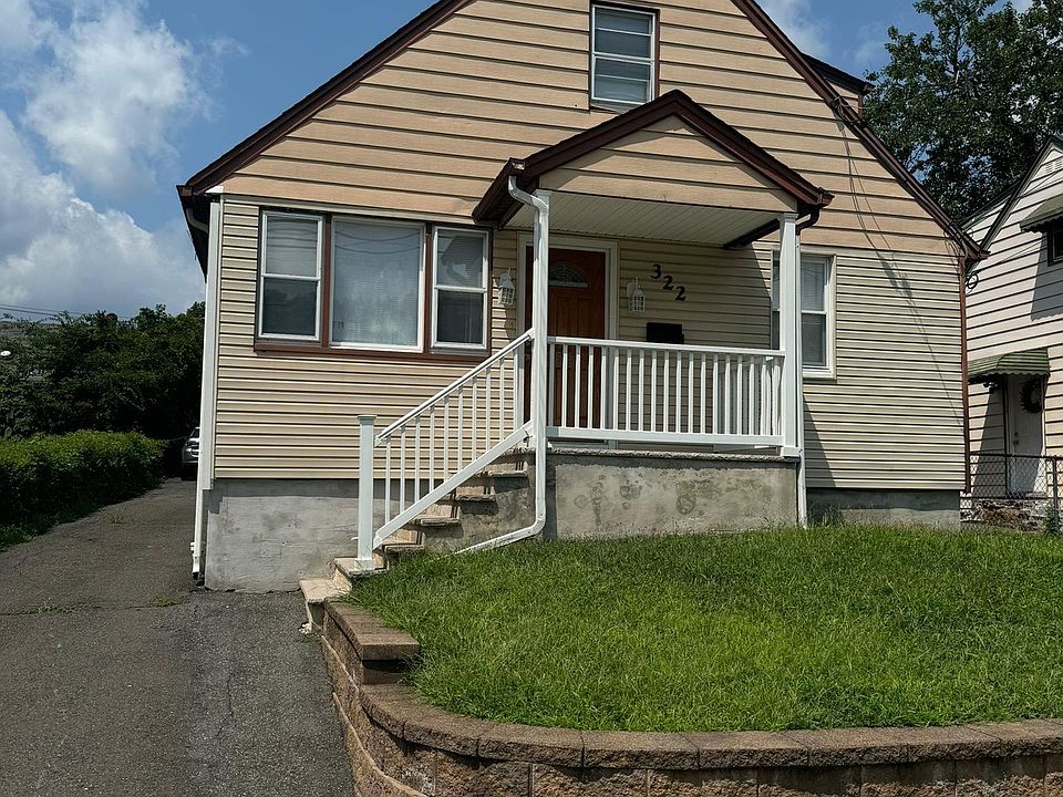1st image of 322-324 E 26th St