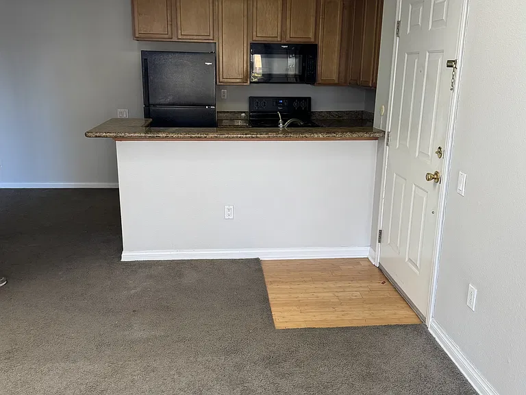 3454 Castle Glen Dr #1 — Photo 4