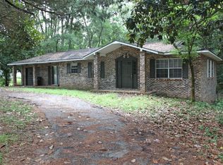 704 Bellangee Ave, Fairhope, AL 36532