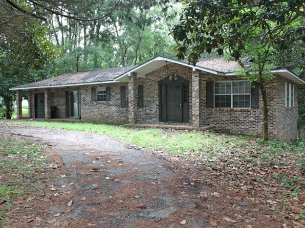 704 Bellangee Ave, Fairhope, AL 36532