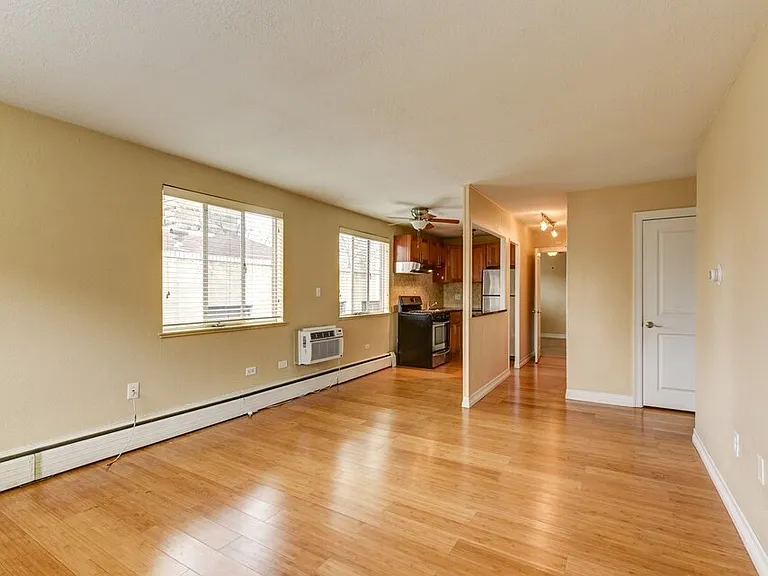 Logan Flats — Photo 17