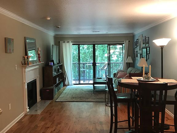 4th image of 4112 Pine Heights Dr NE