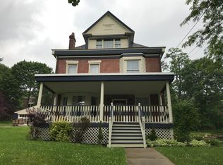 211 Puritan Rd, Carnegie, PA 15106