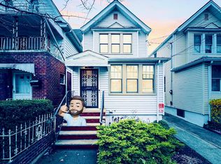 10528 92nd St, Ozone Park, NY 11417