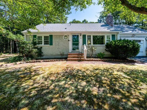 44 Dogwood Lane, Cotuit, MA 02635